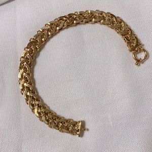 14 K Yellow Gold Designer Link Bracelet 7.75”